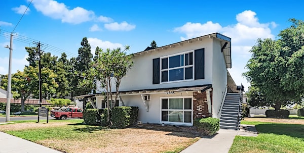 12601 Kensington Ln property